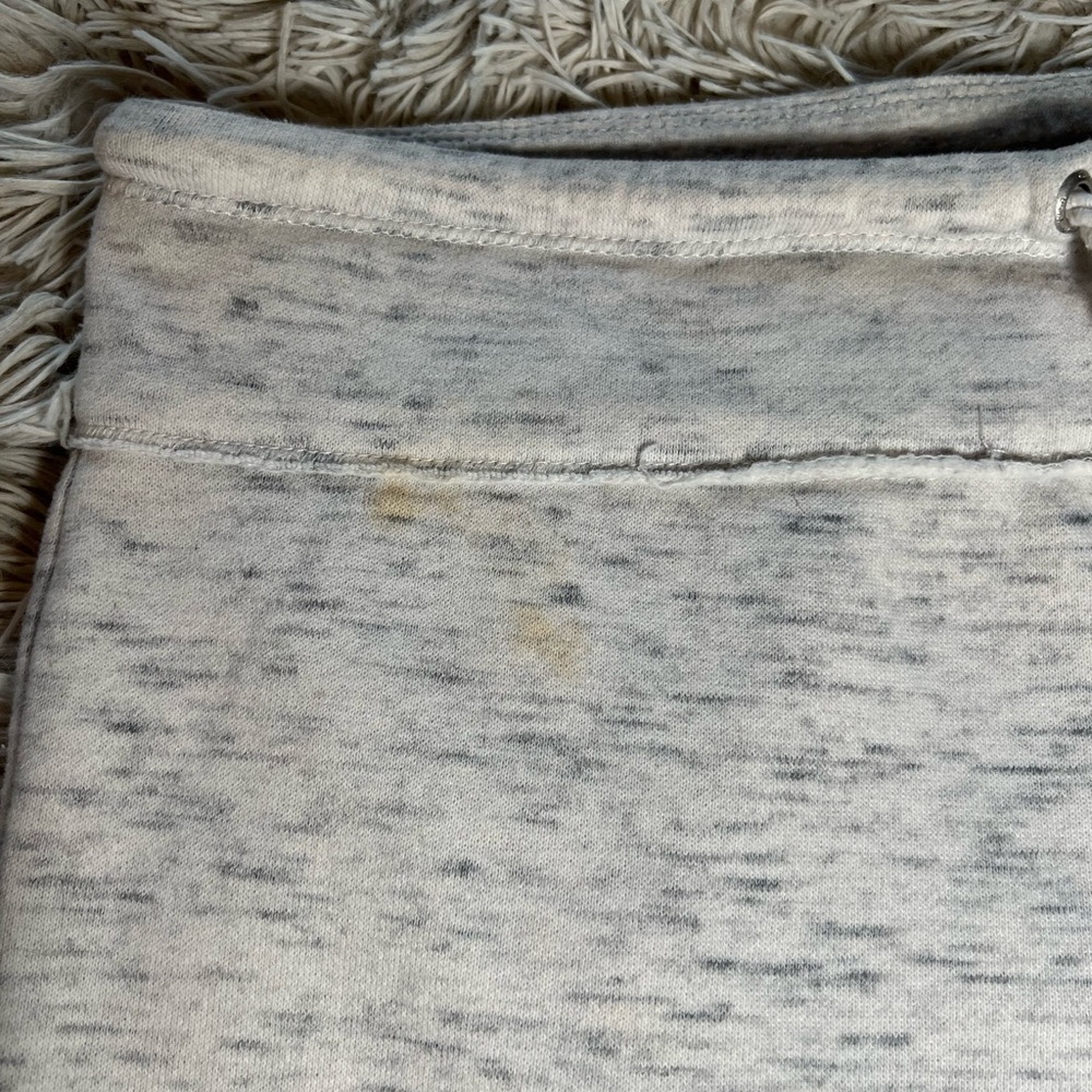 Calvin Klein White and Grey Capri Lounge Pants - Picture 9 of 12